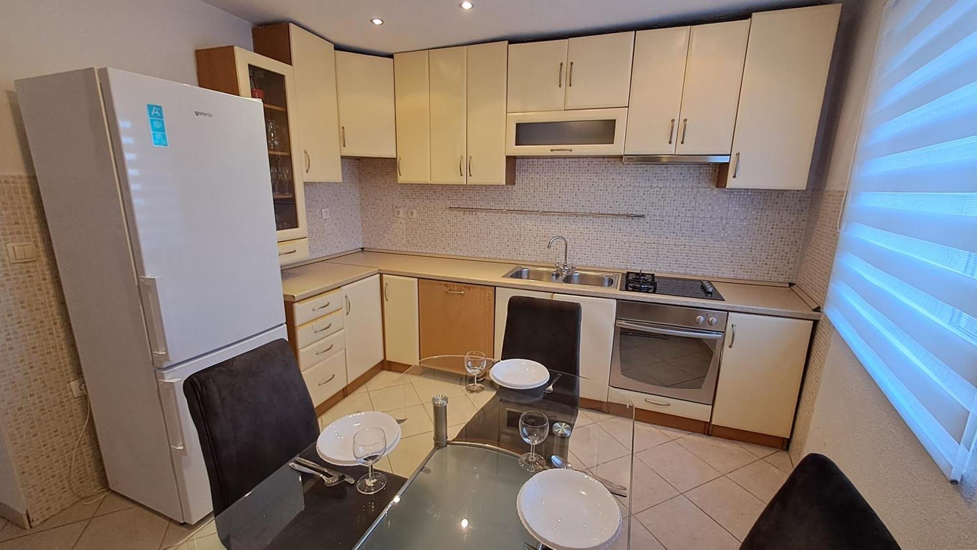 Apartman Biserka Pitve Luaran gambar