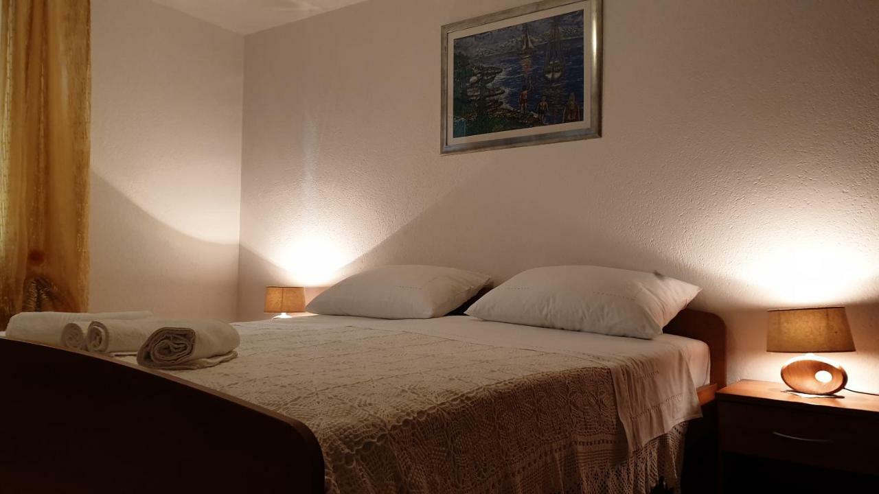 Apartman Biserka Pitve Luaran gambar